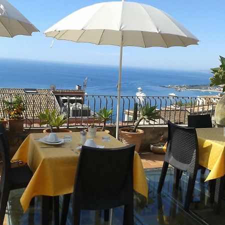 B&B Varo Taormina Exterior photo